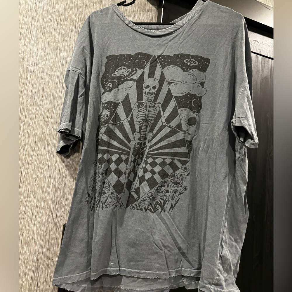 American Eagle Tshirt